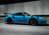 下一代保時(shí)捷911GT3RS顯示狂野的翅膀近在咫尺
