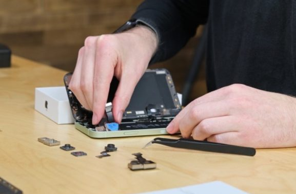 蘋果在其法國在線商店中增加了iPhone和MacBook的可維修性評分