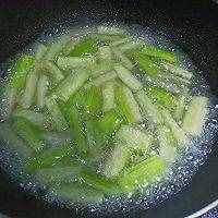 簡單絲瓜湯，一學(xué)就會的做法圖解8