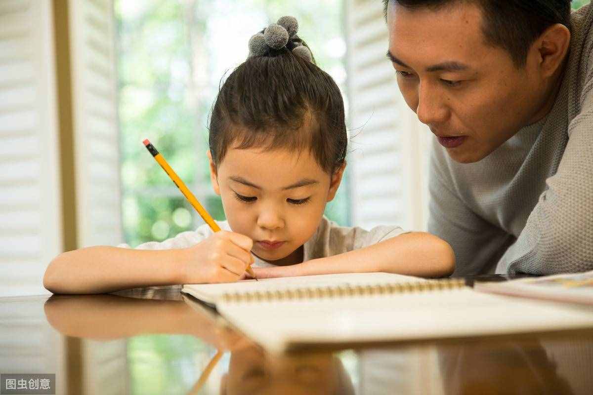 非重點課文也要認真講，六年級語文《燈光》教案教學設計，老師領