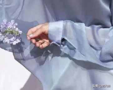 朋友圈曬雪景唯美簡短句子