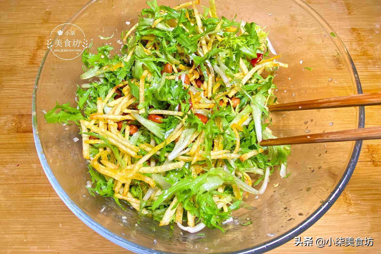 自從苦菊學(xué)會(huì)這樣做，我家隔三差五就吃，營養(yǎng)減肥菜，做法超簡單