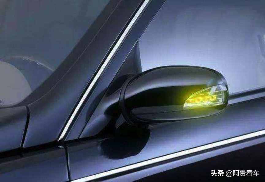 新手司機開車必備駕駛技巧？學(xué)會了能成老司機！