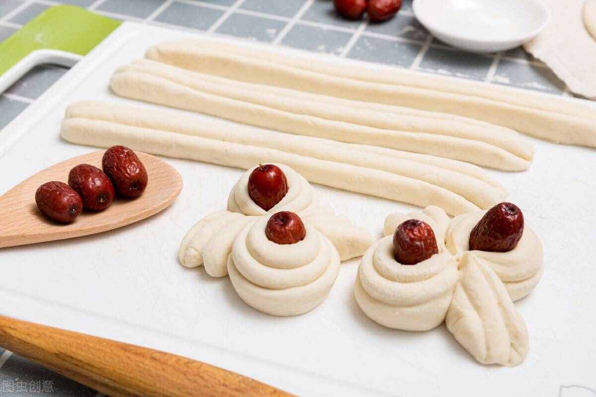 正月十五元宵節(jié)，傳統(tǒng)“6寶”記得吃，寓意團(tuán)圓，帶來整年福氣
