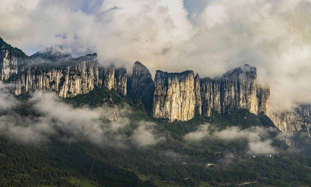 清明旅游去哪避開人人人人人......？看看這8個(gè)小眾旅行地