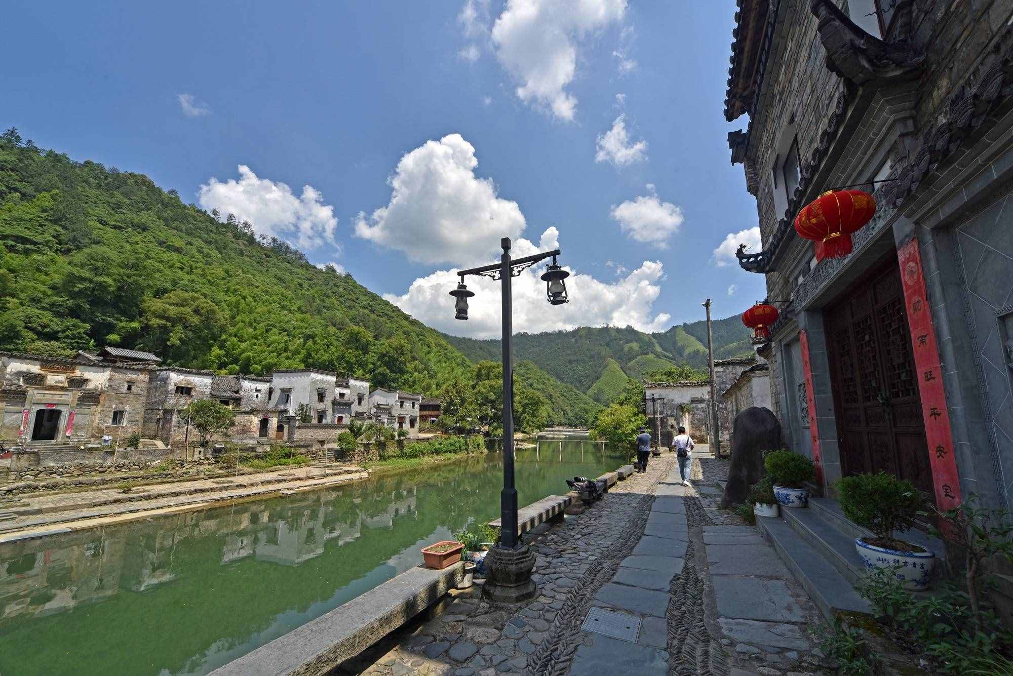 曾與景德鎮(zhèn)平起平坐的瑤里古鎮(zhèn)，如今成為一處探尋古跡的好去處