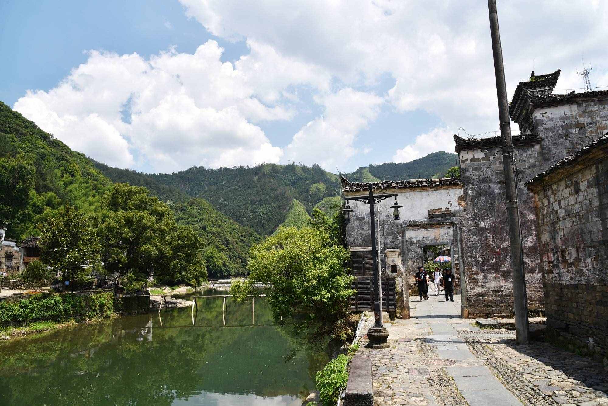 曾與景德鎮(zhèn)平起平坐的瑤里古鎮(zhèn)，如今成為一處探尋古跡的好去處
