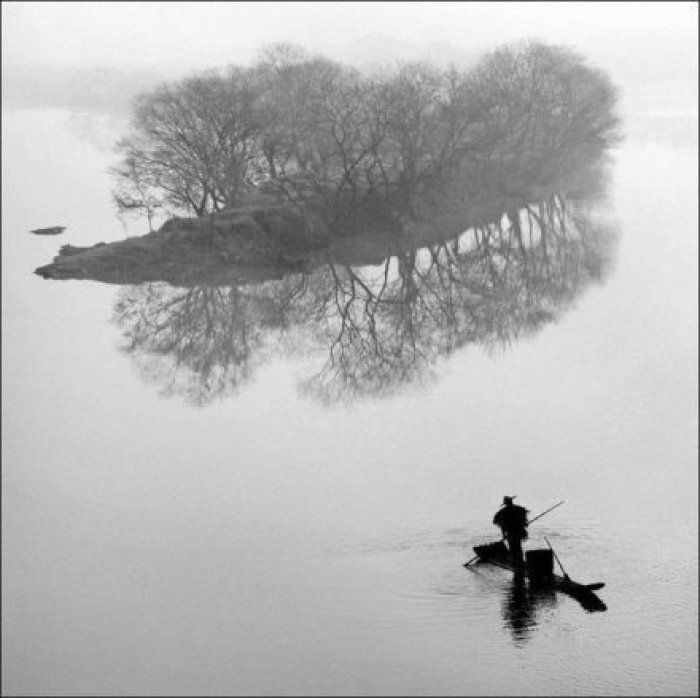 詩(shī)佛王維最著名的禪意詩(shī)句：“行到水窮處，坐看云起時(shí)”