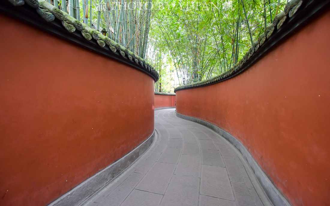 三國圣地成都武侯祠，中國唯一的君臣合祀祠廟，已有1700多年歷史