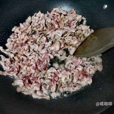 在家不知道吃什么，吃蓮藕炒肉絲就對(duì)了