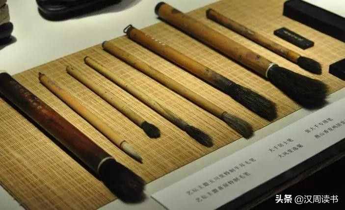 毛筆是什么時候發(fā)明的？“筆祖”居然是一名武將