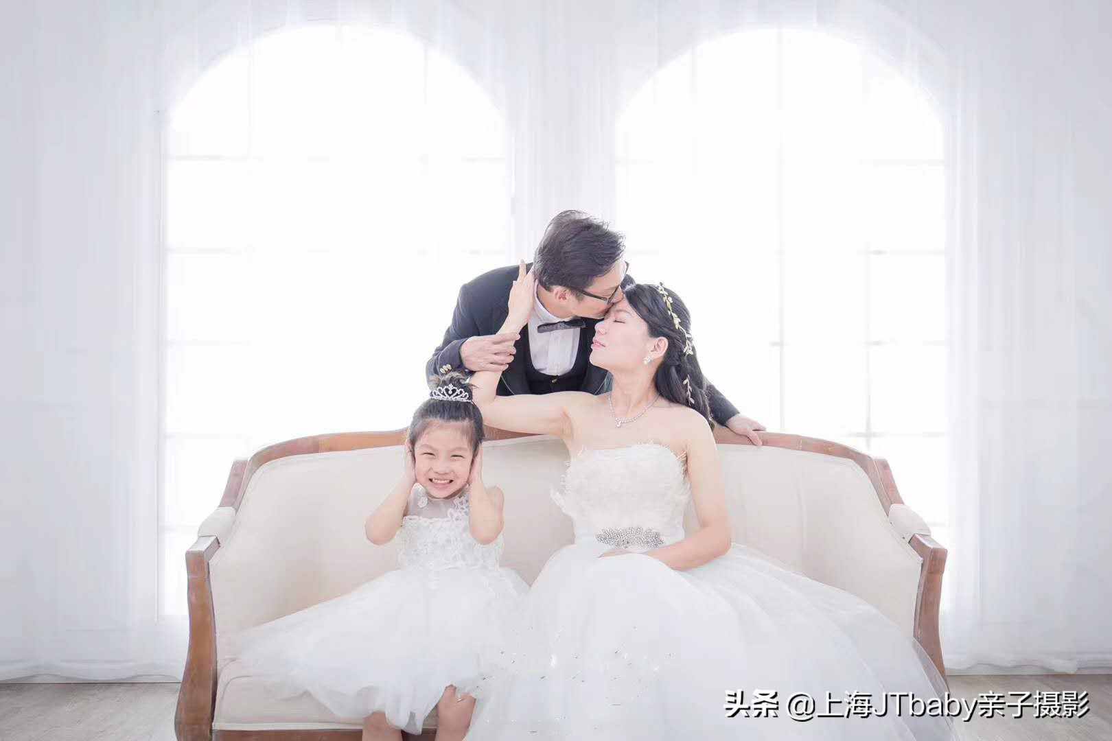 親子照在家怎么拍才專業(yè)寶山美學館來教你