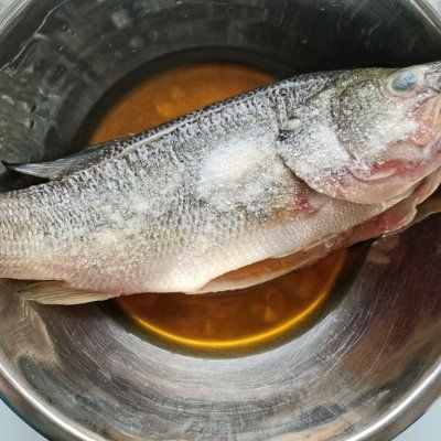清蒸鱸魚，操作簡單太好吃了