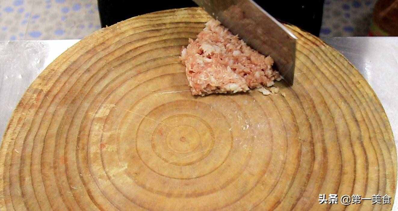 干煸四季豆，焯水還是過(guò)油？用對(duì)了方法，四季豆鮮嫩又美味