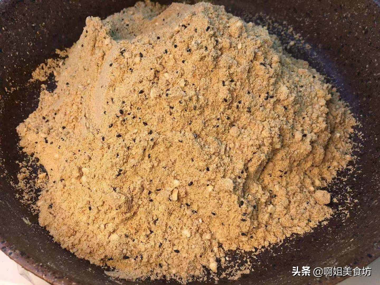 農(nóng)村人最愛吃的油茶面，簡單一炒美味即成，低脂營養(yǎng)又飽腹