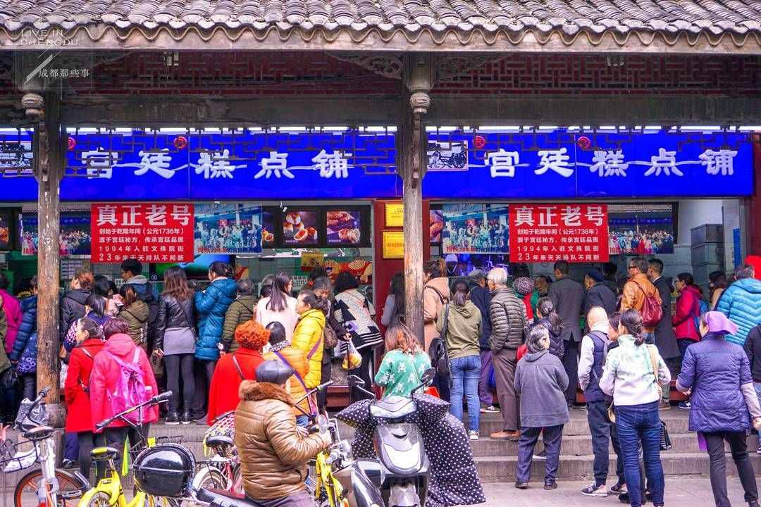 收藏！成都最火的18條美食街，再有人問來成都吃什么，就甩給他！