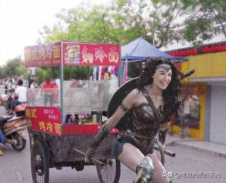 全員擺攤是什么梗 愛(ài)豆擺地?cái)偟膱D片