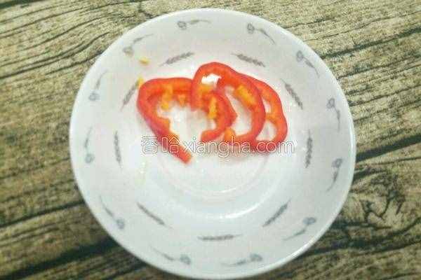臘肉別再蒸著吃，4款家常做法簡單又美味，好吃的不要不要的！
