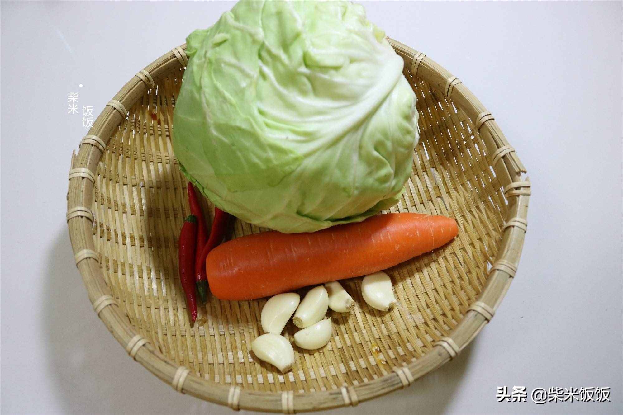 家常泡菜做法，方法簡單，晚上做早上就能吃，爽脆又開胃