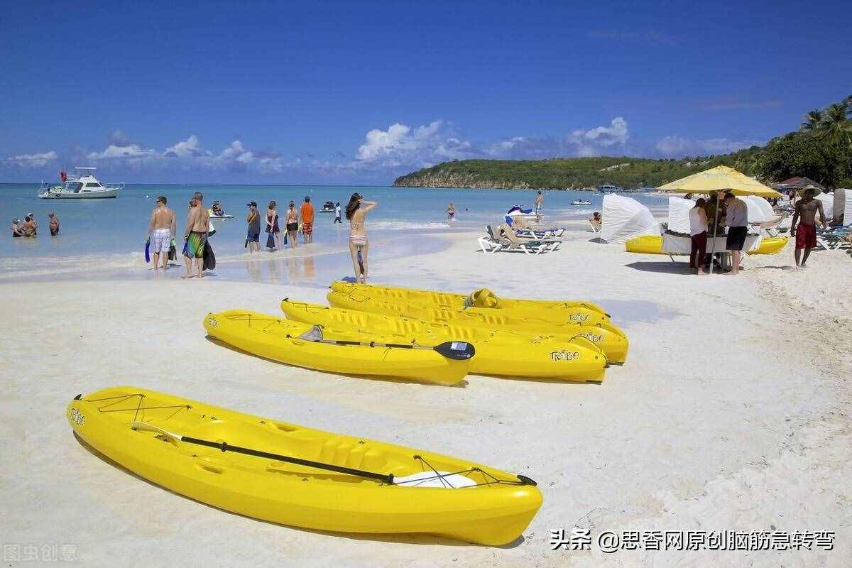 搞笑謎語：黃色小船并排坐，溫度高了把衣脫（打一水果）