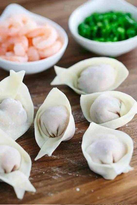 手把手教你包餛飩 每個(gè)步驟都配高清圖 別再說(shuō)你學(xué)不會(huì)了