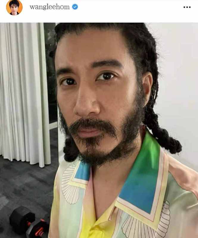 男神放飛自我！王力宏近照滿臉絡(luò)腮胡，留長(zhǎng)發(fā)后令網(wǎng)友不敢認(rèn)