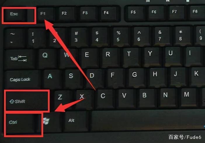 富德告訴你電腦圖標(biāo)沒有的兩種解決方法