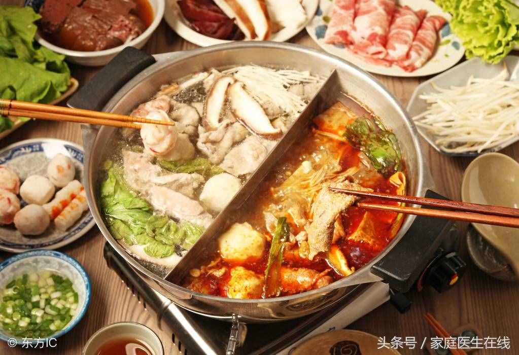 鼻子兩側(cè)老是喜歡長痘痘，或是這四個(gè)原因作怪