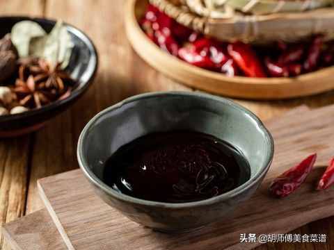 終于知道生抽、老抽、味極鮮、蠔油之間的區(qū)別和用法了，值得收藏