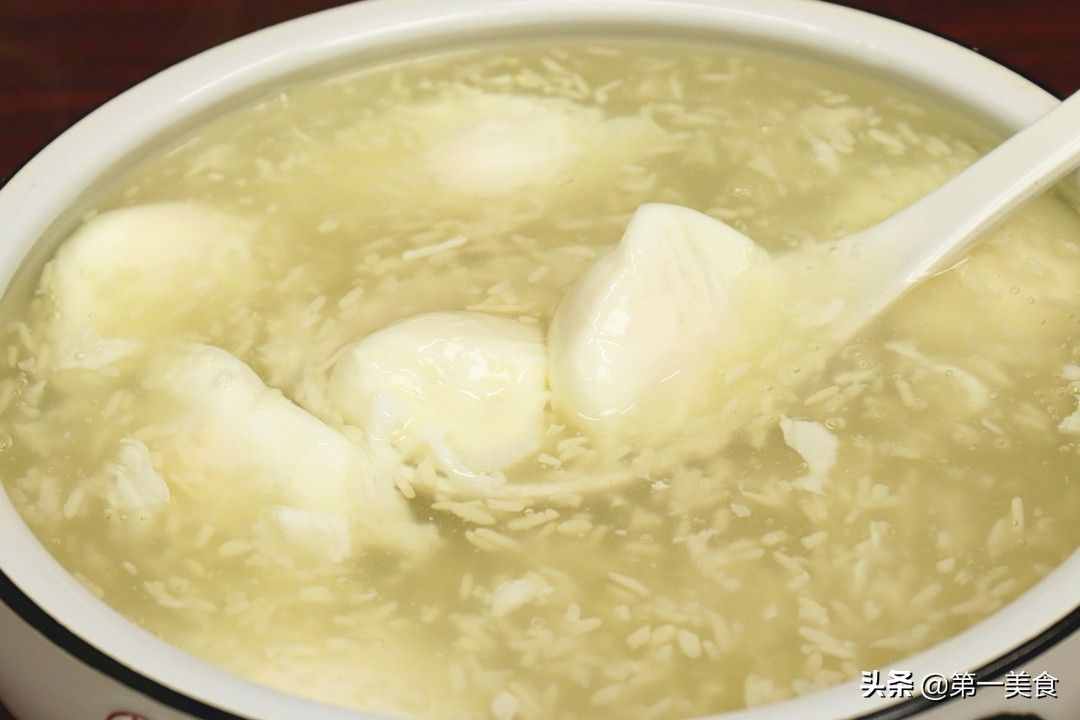 荷包蛋我只服這做法！出鍋個個完整，一做一個準(zhǔn)，圓潤還好吃