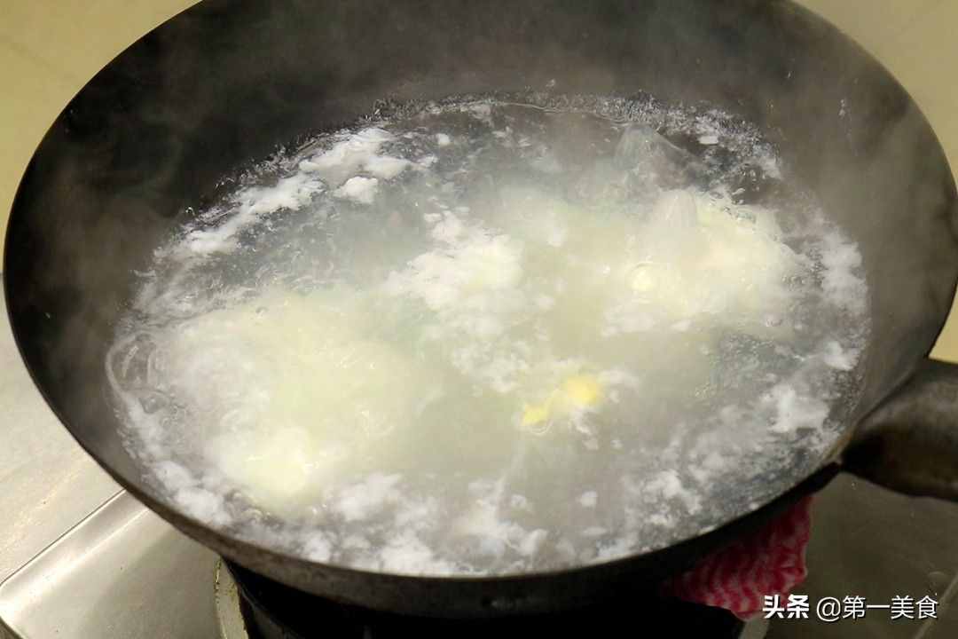 荷包蛋我只服這做法！出鍋個個完整，一做一個準(zhǔn)，圓潤還好吃