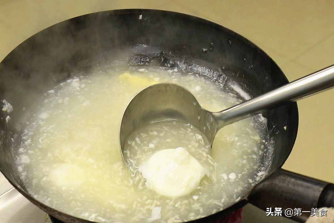 荷包蛋我只服這做法！出鍋個個完整，一做一個準(zhǔn)，圓潤還好吃