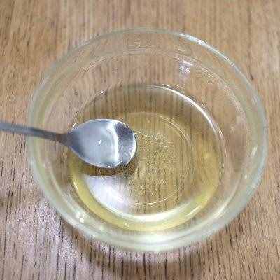吃了這碗水果凍牛奶布丁，一口下肚感覺超暖