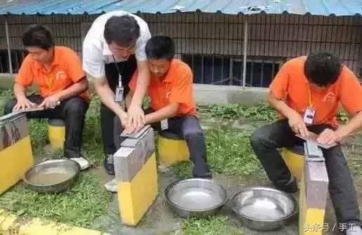 老廚師教你如何磨刀，正確的磨刀技巧。