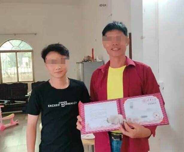“報道”還是“報到”竟成了解密清華錄取書的關(guān)鍵