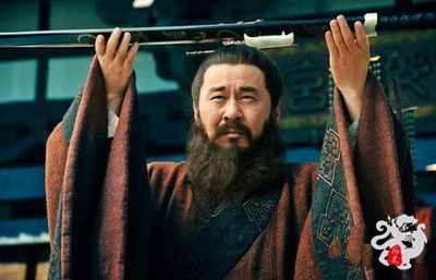 九錫之禮到底是什么？為何曹操做夢都想要，諸葛亮卻堅決不受！