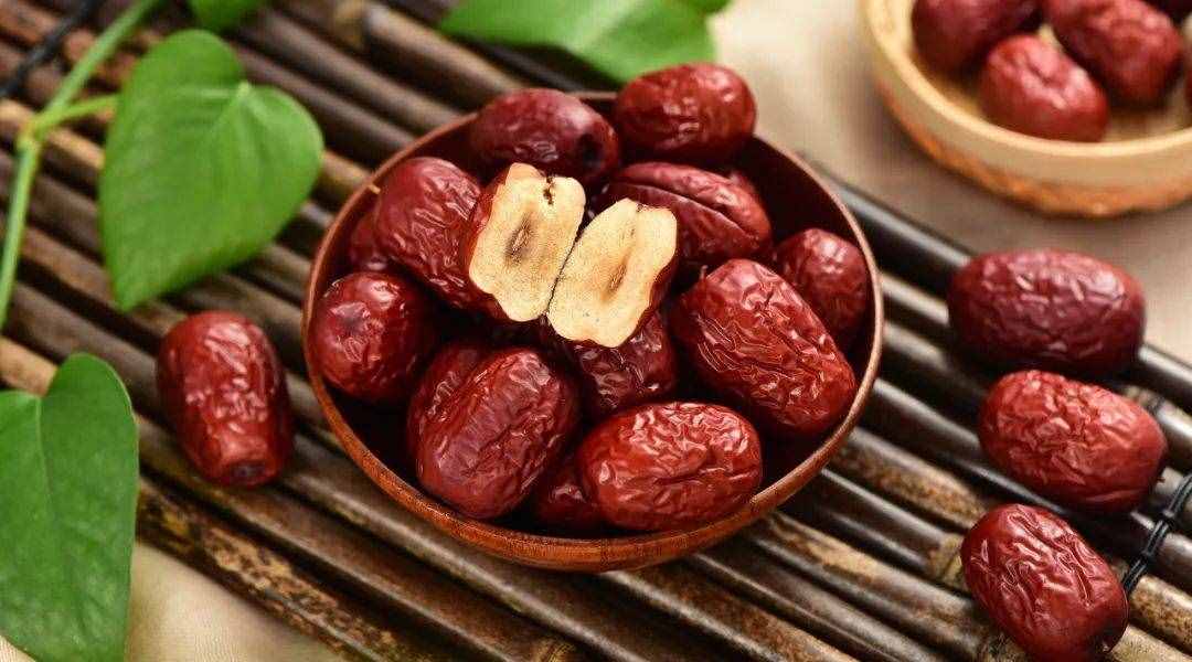 補(bǔ)鐵別只知道吃紅棗！真正補(bǔ)鐵的 23 種食物都在這里