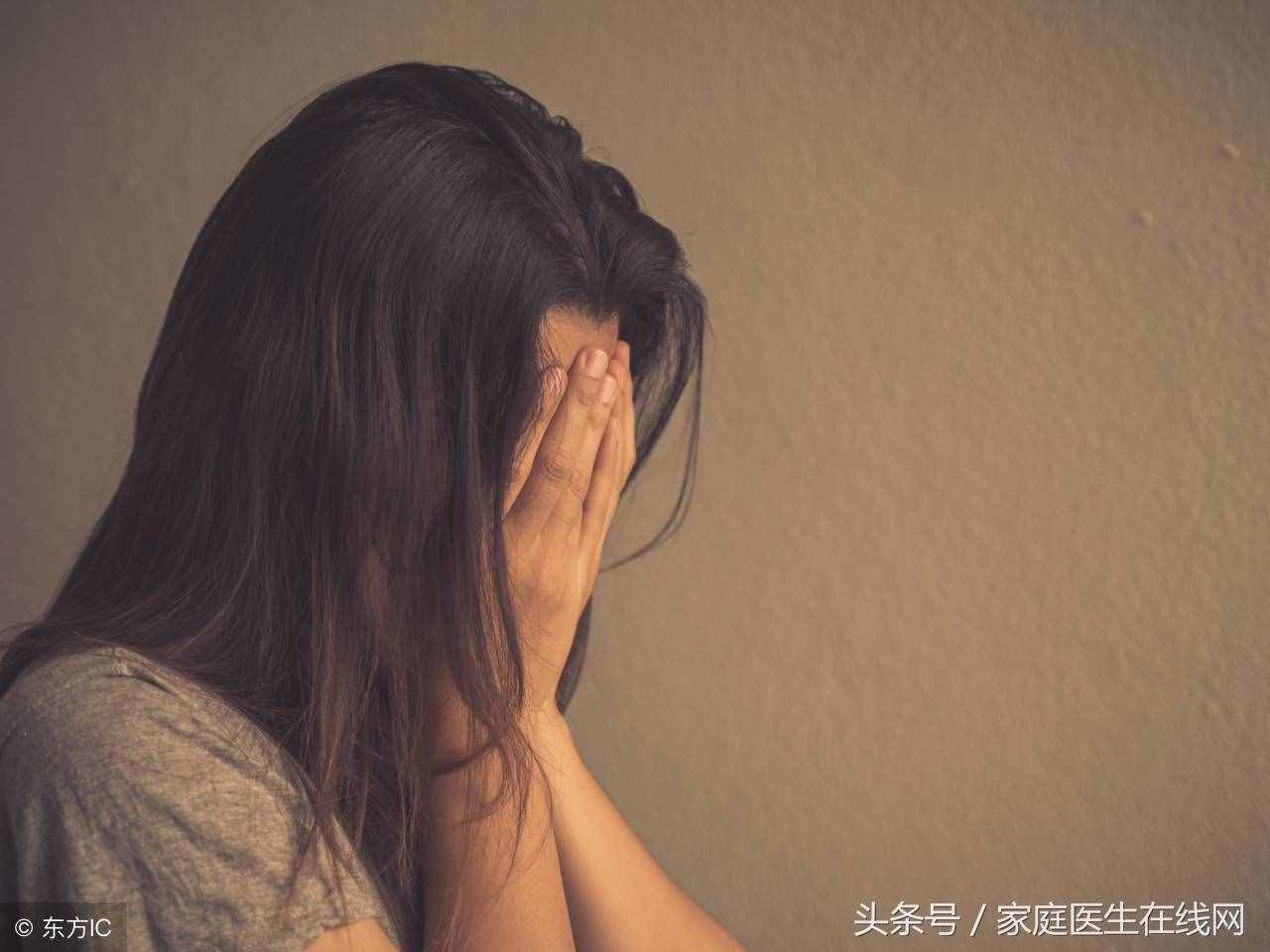 面對(duì)抑郁癥患者，學(xué)會(huì)4個(gè)開導(dǎo)方法，解除“心理危機(jī)”