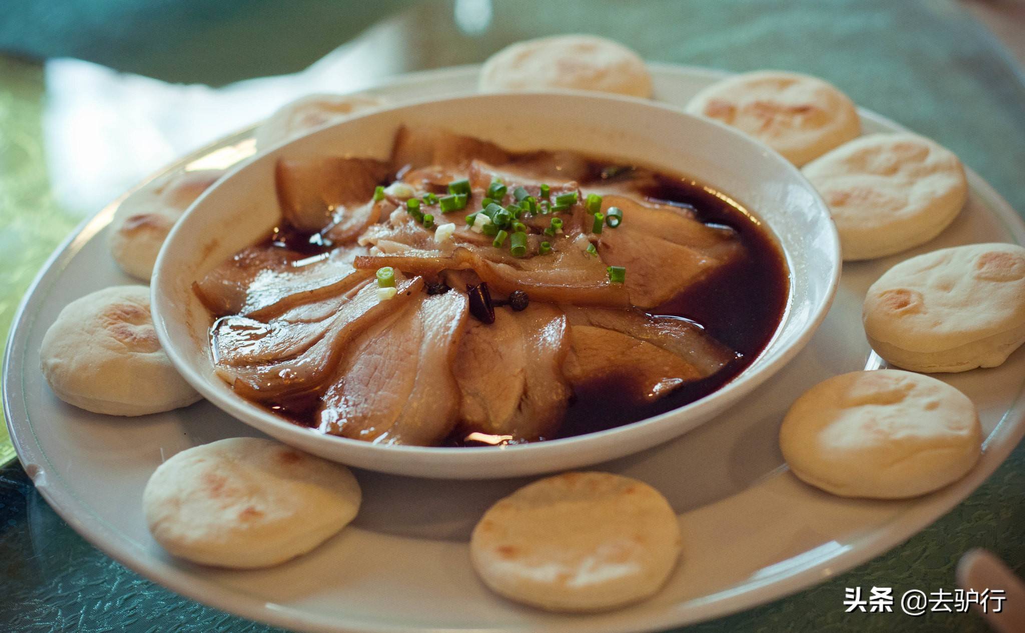 四大美食城市：靠一口吃的都能呆一個(gè)月，你更喜歡哪座城市？