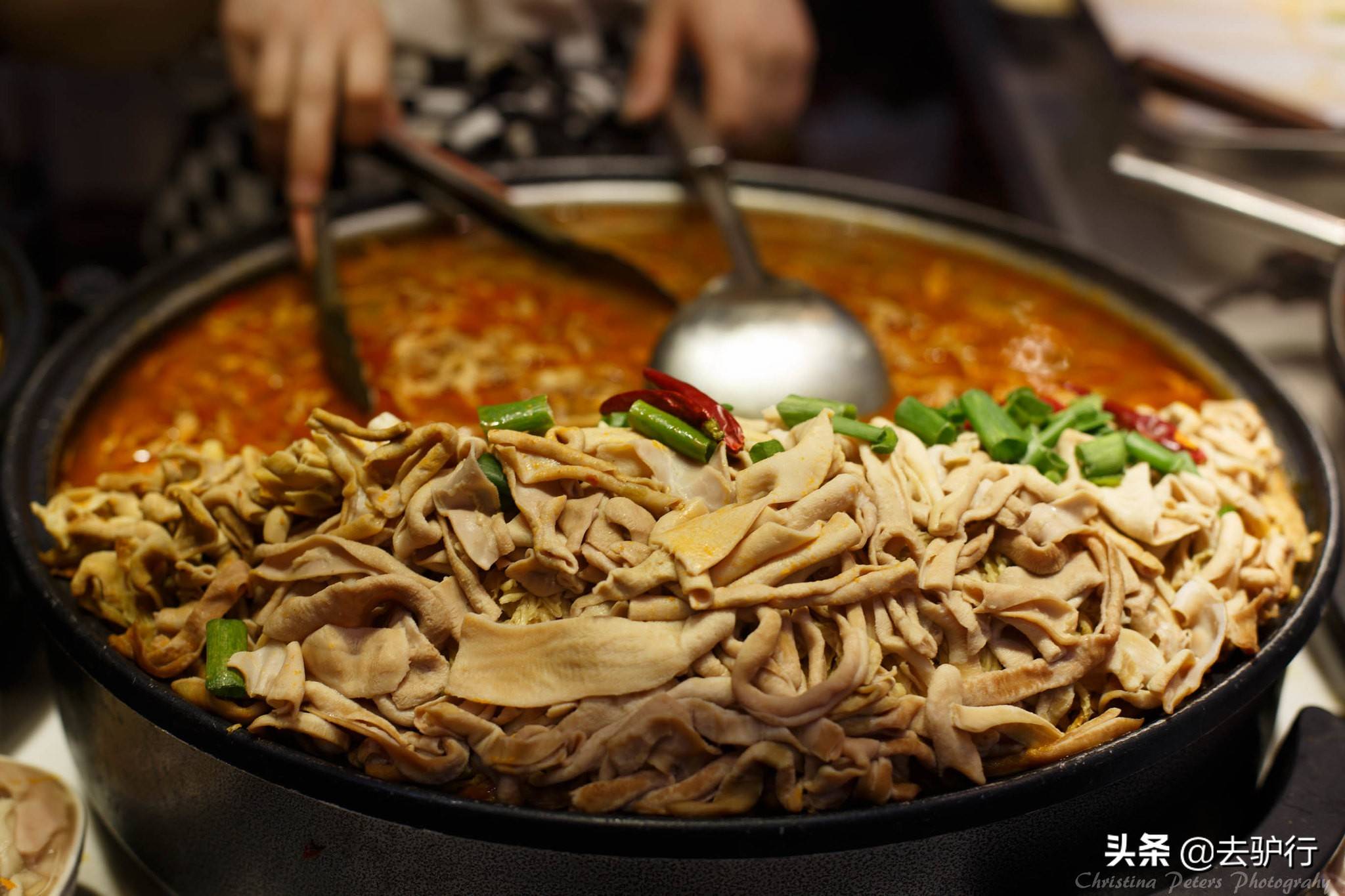 四大美食城市：靠一口吃的都能呆一個(gè)月，你更喜歡哪座城市？