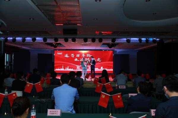 “我住在黃興路上，與新中國同一年生……”上海居民自編自演沉浸式黨課