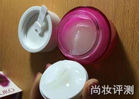 牛爾森玫瑰雪耳保濕晚安凍膜測評(píng)