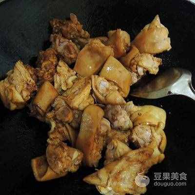 五香鹵豬蹄的做法
