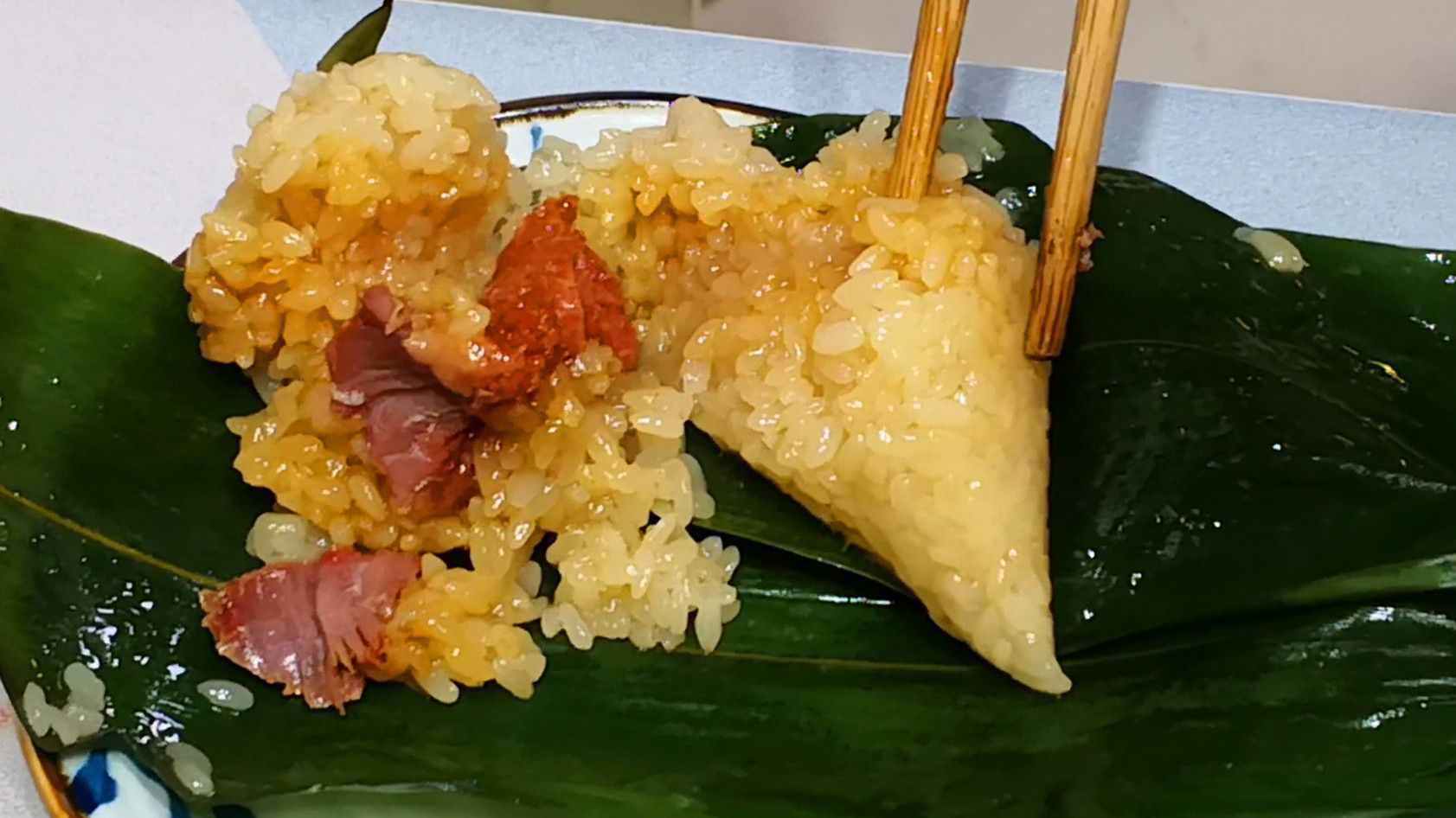 包肉粽子時(shí)，最忌泡完米直接就包，多加1步，粽子更香更好吃