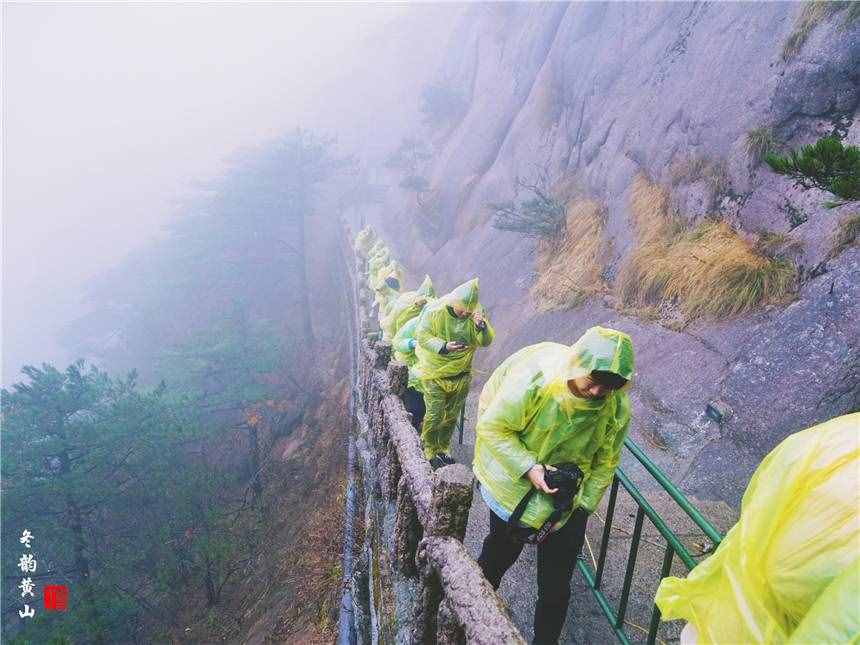安徽最值得來的旅游景點，登黃山天下無山