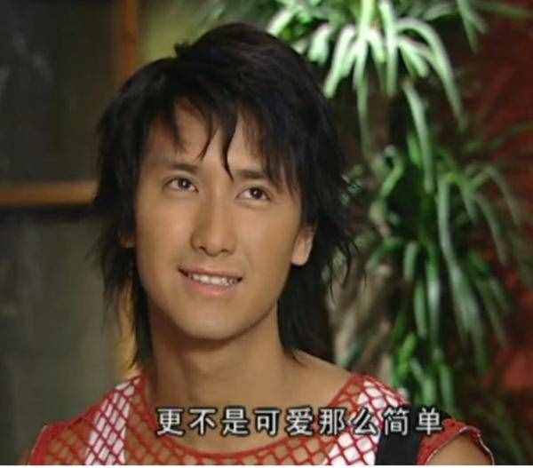 還記得《絕對計劃》里的藍(lán)野明嗎？他現(xiàn)在長這樣