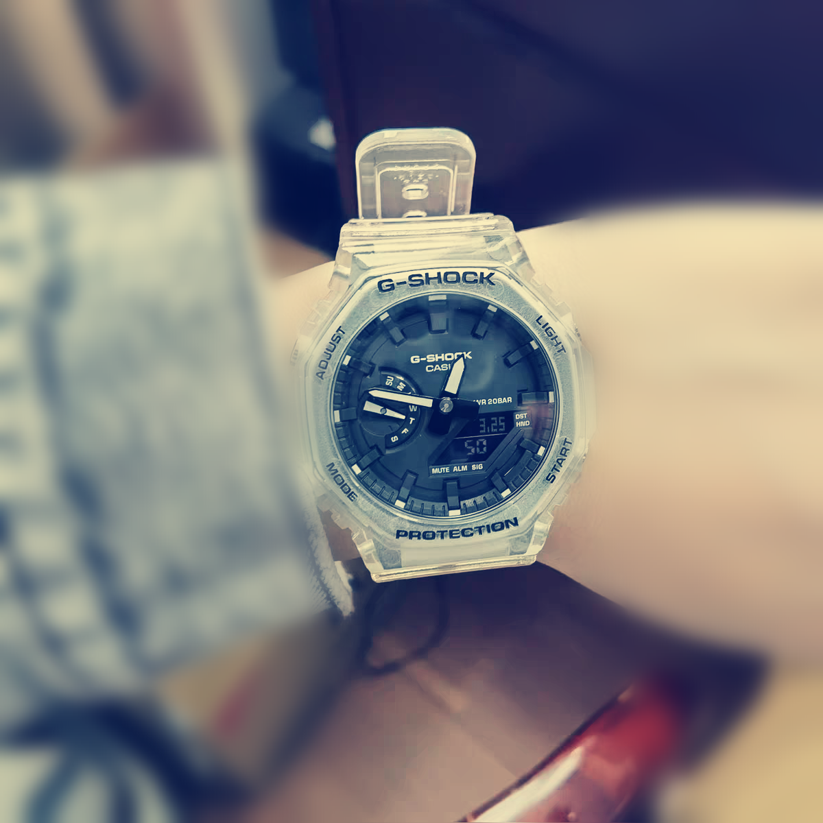 冰韌出鞘！卡西歐G SHOCK，屹立40年的“表圈顏王”