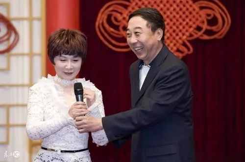 馮鞏的經(jīng)典語(yǔ)句50句，由此可見真正的幽默大師是如何幽默的！