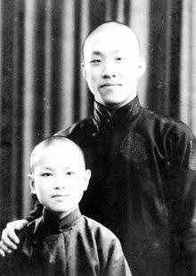 常寶霆、王佩元合說(shuō)的相聲《挖寶》