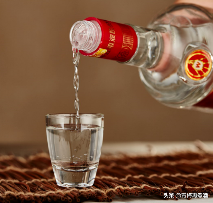 雙十一想囤純糧好酒？黃蓋玻汾百元之內(nèi)無敵！有兩款總被人忽視